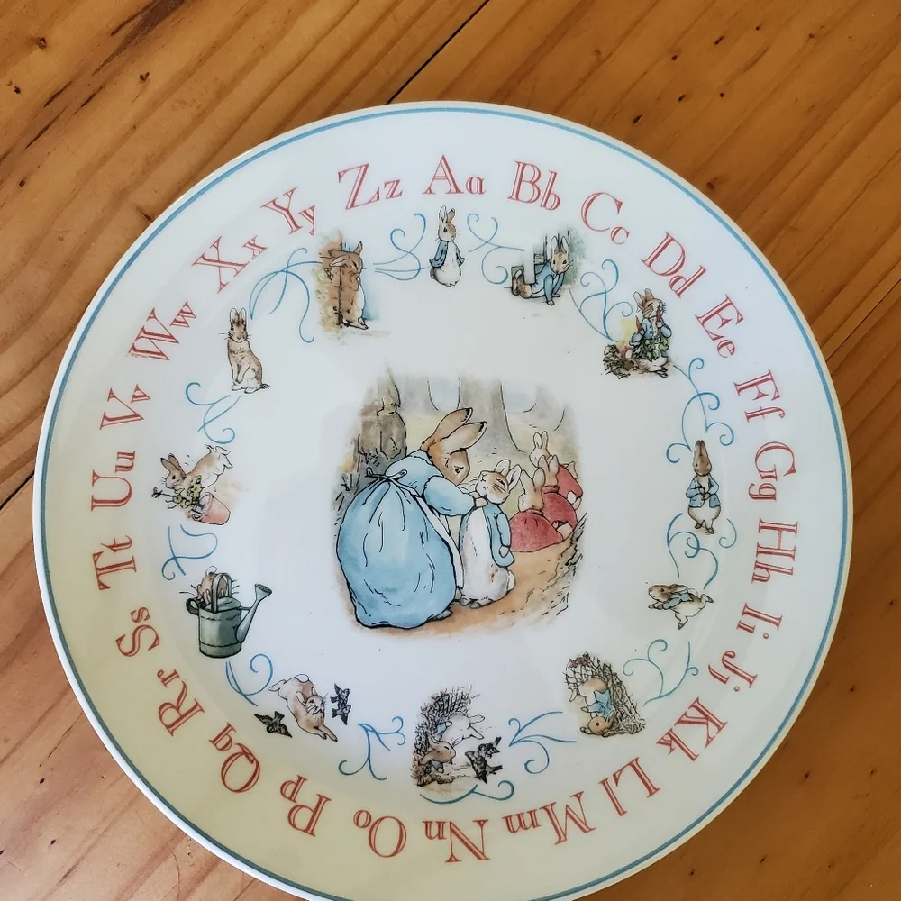 Peter Rabbit Plate Collection - Picture 9 of 11